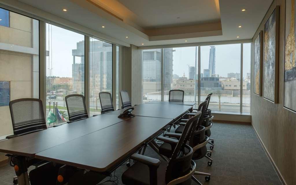 Comfort Hotel Jeddah King Road Удобства фото