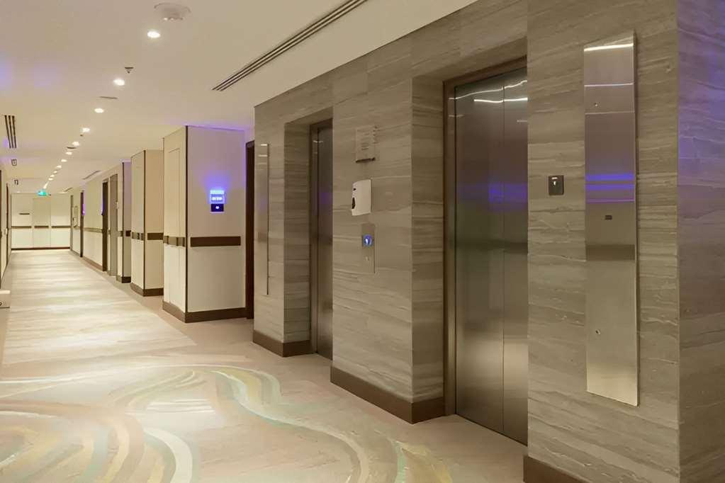 Comfort Hotel Jeddah King Road Удобства фото