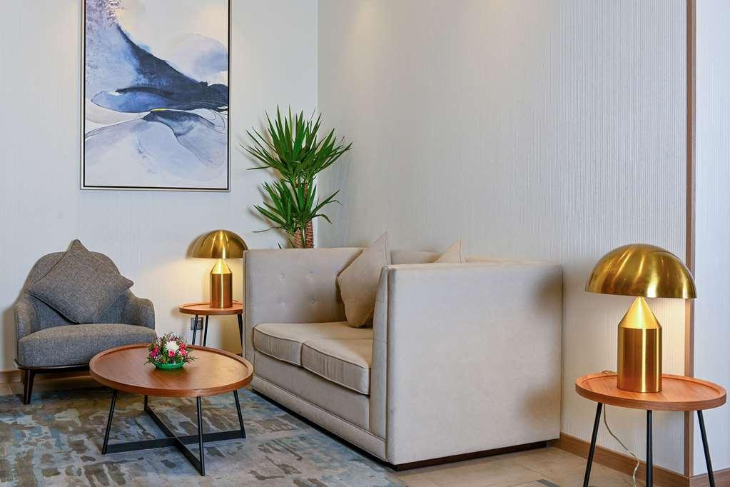 Comfort Hotel Jeddah King Road Интерьер фото
